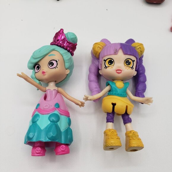 Shopkins Figures Plus Accessories Mixed Lot Seasons Moose Toys Dolls Car / D3 - Picture 2 of 6